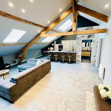 Spacious Modern Quiet - Hypercentre Apartmán